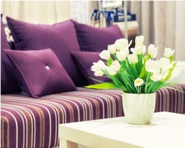 How To Decorate With The 2018 Pantone Color Of The Year: Ultra Violet