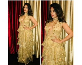Actress Richa Chadha Walked The Ramp For Designer Rinku Sobti At Usha Shriram Mobile Phones Presents Vaunt International Fashioner Week