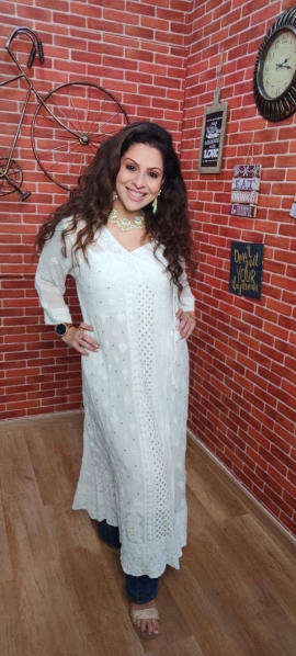 Here’s how Tannaz Irani multitasks between being a mom and an actress while shooting for Apna Time Bhi Aayega