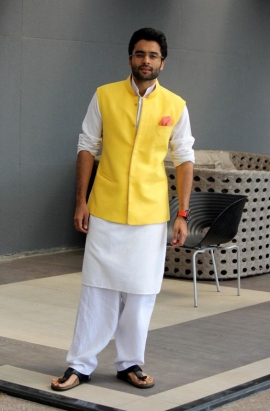 Here`s what men can wear on their Haldi function