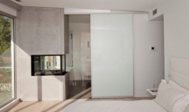 What Are the Different Applications of Toughened Glass?