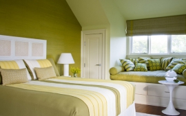 Happy, Shiny Bedrooms That Induce a Good Mood