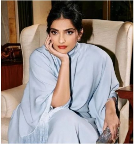 Sonam Kapoor teamed her Taller Marmo dress with René Caovilla sandals for a drool-worthy fashion moment