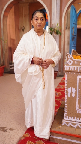 Veteran actor, Gopi Desai as ‘Amma Ji’ in &TV’s Ghar Ek Mandir- Kripa Agrasen Maharaja Ki