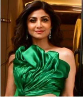 Shilpa Shetty turns heads in cut-out metallic green gown with thigh-high slit; Perfect for special date nights
