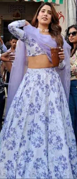 Janhvi Kapoor’s show-stopping floral lehenga deserves to be on your wedding season mood board