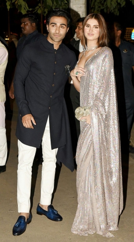 Bollywood’s New Year Party 2025: A Glamorous Showcase of Style