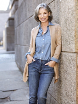 Seasonal Shifts: Top Fashion Trends to Watch This Year