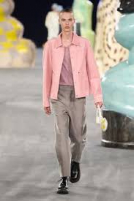 Gender-Neutral Fashion: Breaking Traditional Boundaries