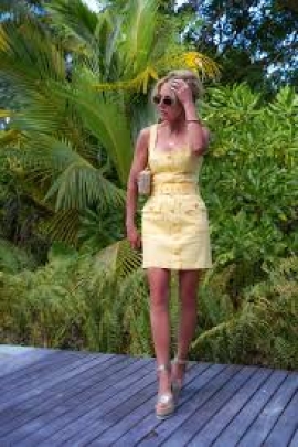 Modern Minimalism: Quiet Power Dressing for Late Summer 